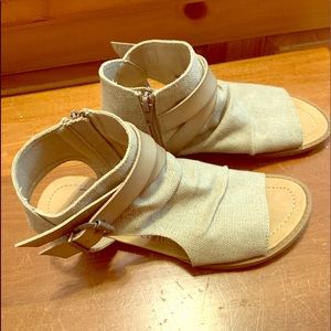 Cute, ankle zip, buckle detail sandals